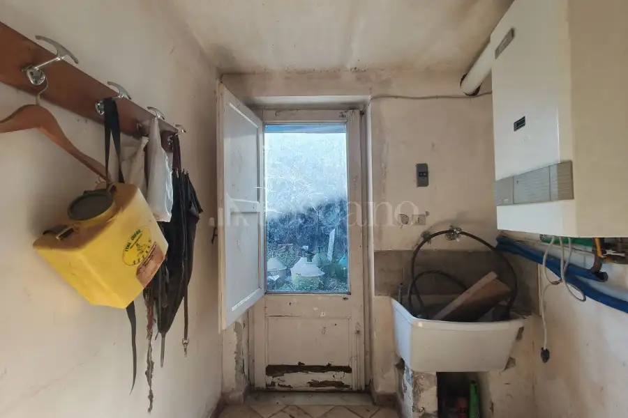 Casa Indipendente in vendita di 416 mq a €298.000 (rif. 174/2026)