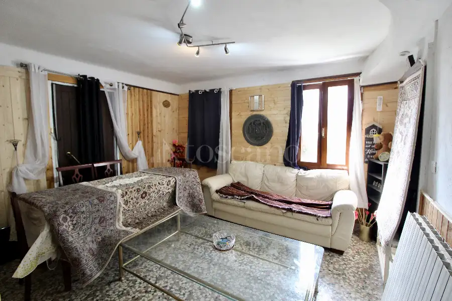 Casa Indipendente in vendita di 285 mq a €199.000 (rif. 49/2026)