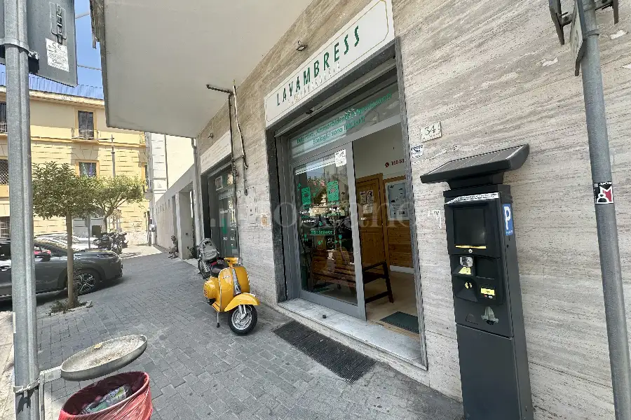 Negozio in vendita di 40 mq a €99.900 (rif. 15/2025)