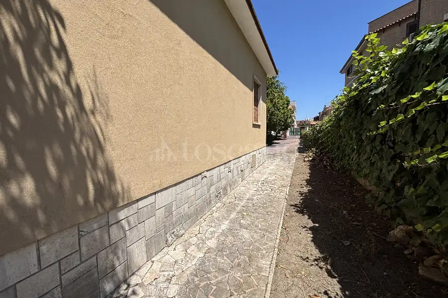Villa in vendita di 150 mq trattativa riservata (rif. 23/2026)
