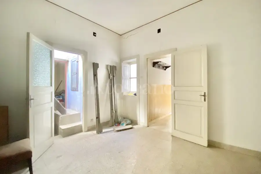 Casa Indipendente in vendita di 290 mq a €123.000 (rif. 2/2025)