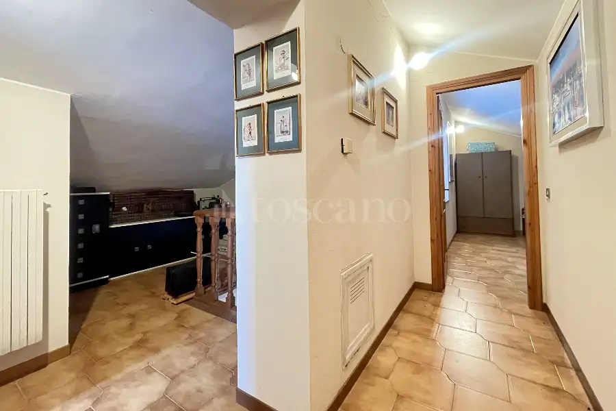 Villa in vendita di 400 mq a €295.000 (rif. 2/2026)