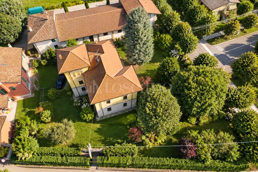 Villa Bifamiliare in vendita di 260 mq a €245.000 (rif. 50/2025)