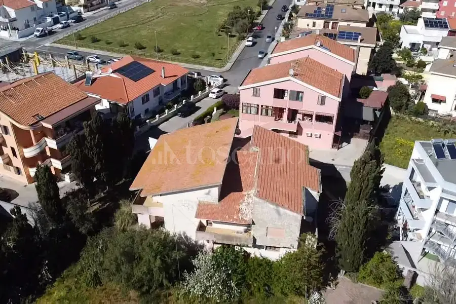 Villa in vendita di 500 mq a €367.000 (rif. 86/2026)