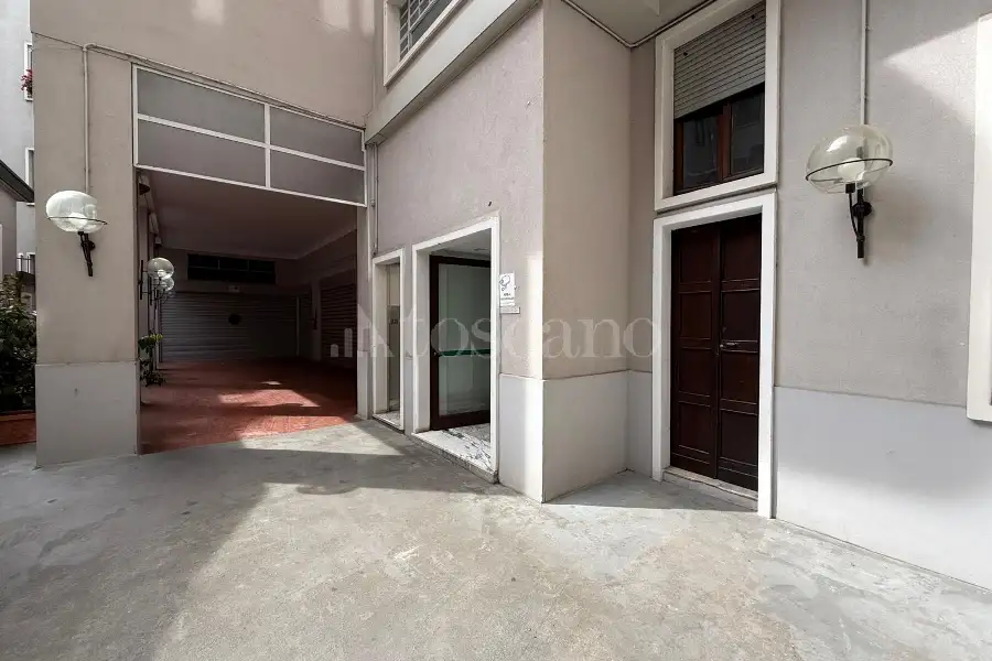 Laboratorio in vendita di 123 mq a €370.000 (rif. 12/2026)