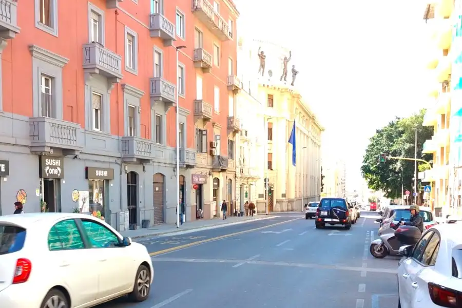 Negozio in vendita di 120 mq a €330.000 (rif. 25/2025)