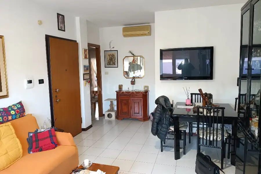 Casa in vendita di 100 mq a €300.000 (rif. 6/2026)