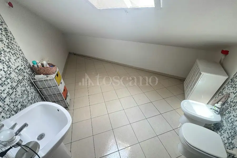 Attico in vendita di 80 mq a €295.000 (rif. 15/2026)