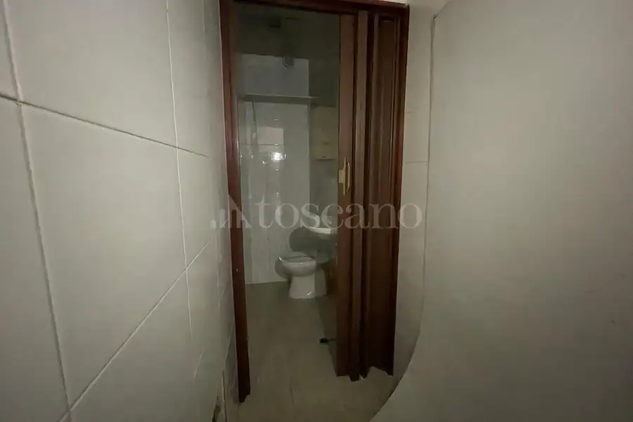 Negozio in affitto di 80 mq a €720 (rif. 94/2025)