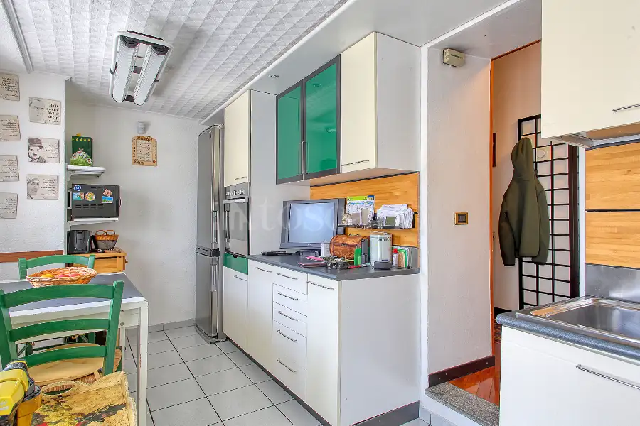 Casa Indipendente in vendita di 500 mq a €360.000 (rif. 21/2026)