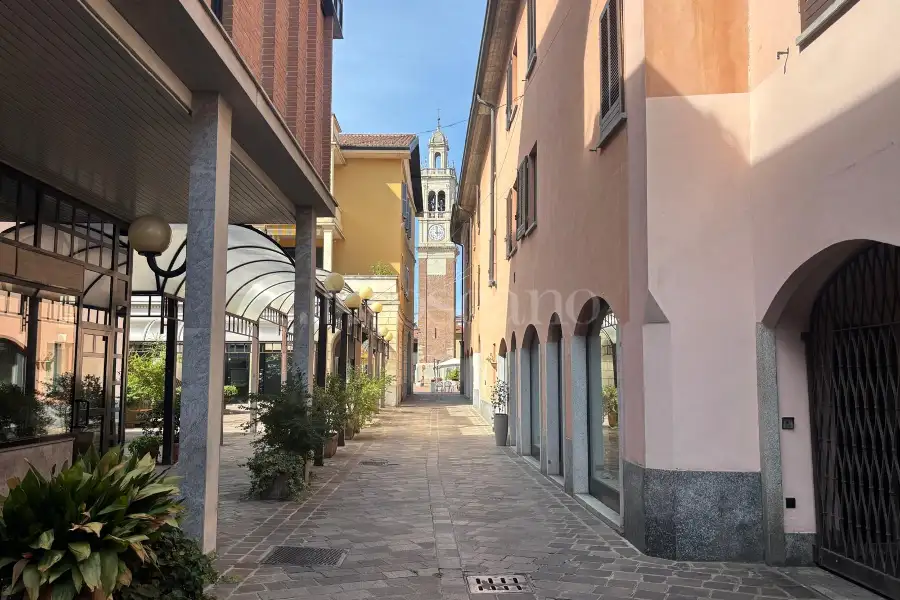 Negozio in vendita di 105 mq a €88.000 (rif. 25/2025)