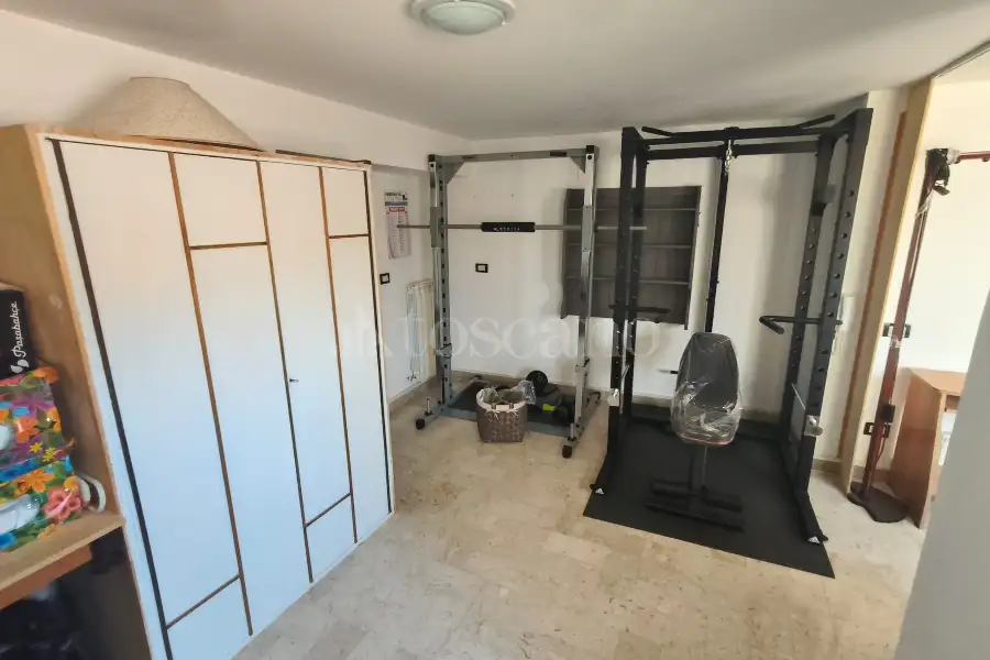 Ufficio in vendita di 240 mq a €190.000 (rif. 43/2026)