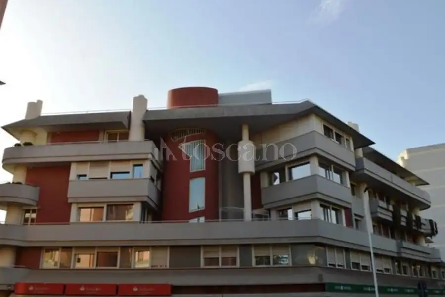 Casa in affitto di 280 mq a €3.000 (rif. 26/2026)