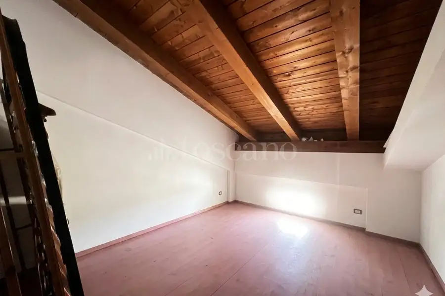 Casa Indipendente in vendita di 240 mq a €580.000 (rif. 14/2026)