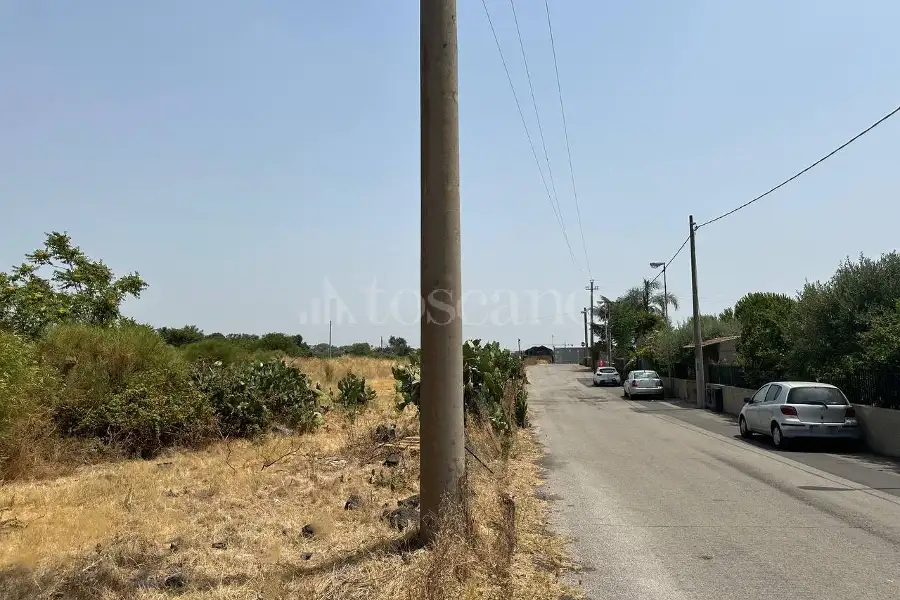 Agricolo in vendita di 17.000 mq a €345.000 (rif. 132/2026)