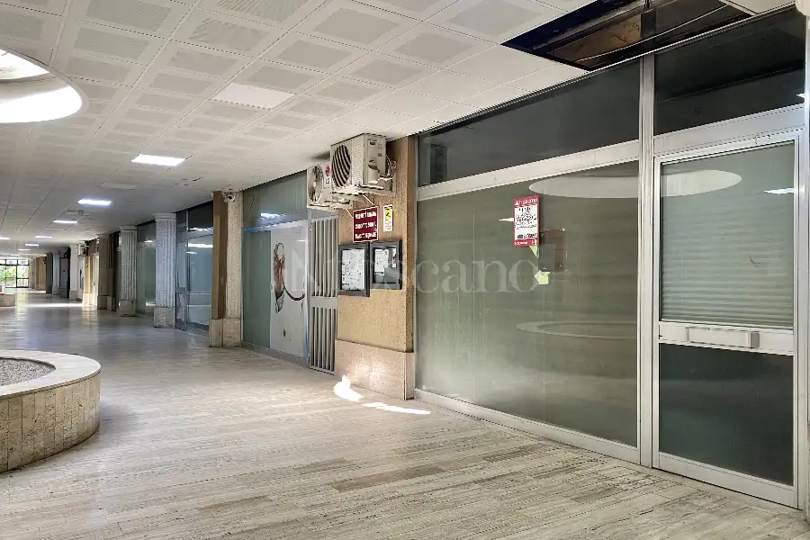 Negozio in vendita di 95 mq a €64.000 (rif. 26/2026)