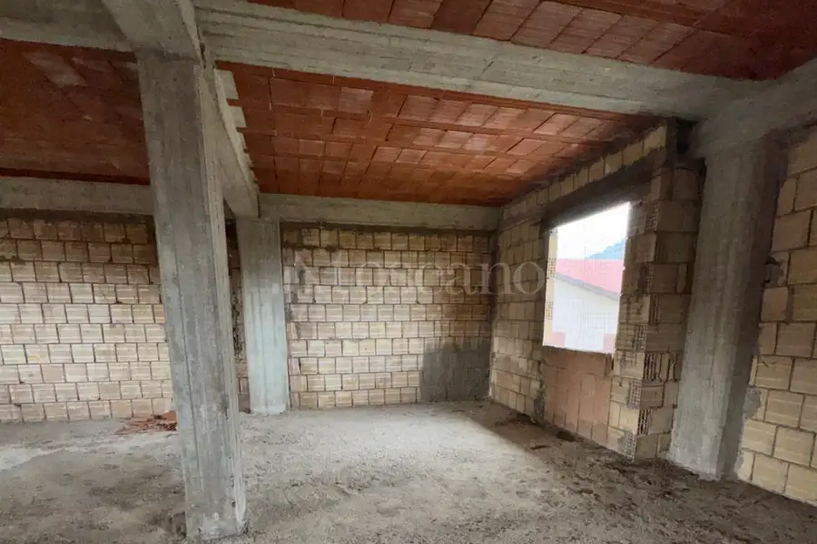 Casa Indipendente in vendita di 650 mq a €130.000 (rif. 56/2025)