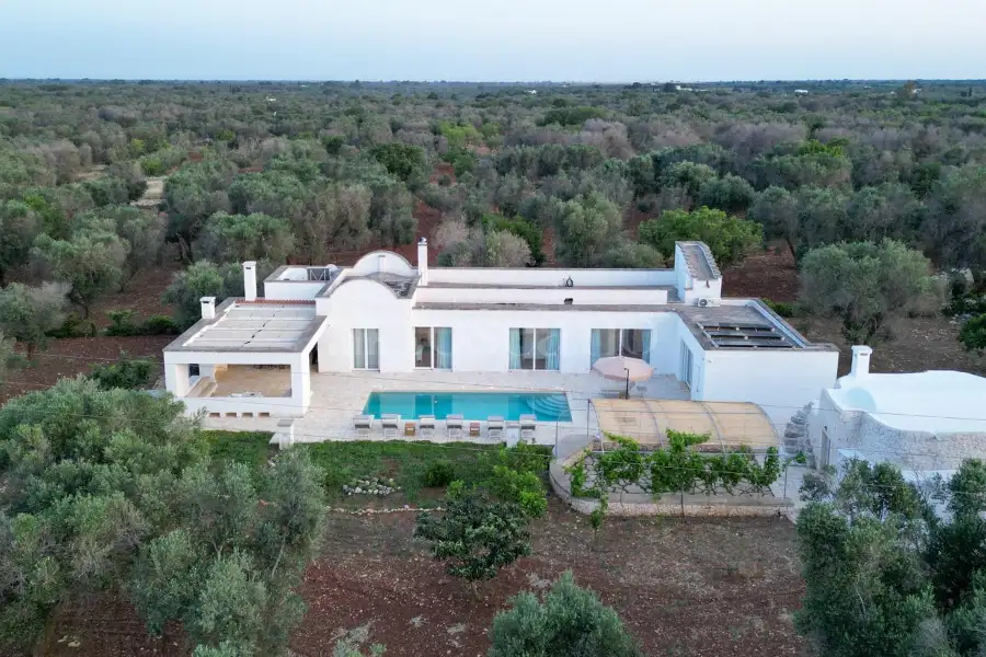 Villa in vendita di 239 mq a €850.000 (rif. 7/2025)