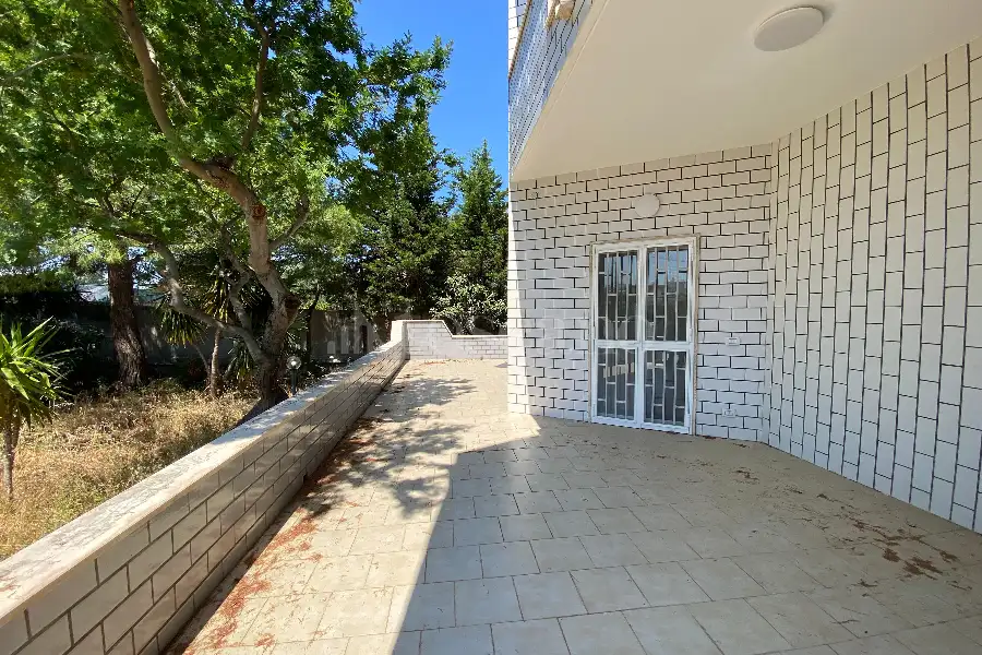 Villa in vendita di 260 mq a €330.000 (rif. 42/2026)
