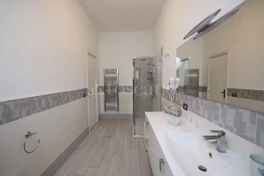 Villa in vendita di 500 mq a €1.080.000 (rif. 46/2025)
