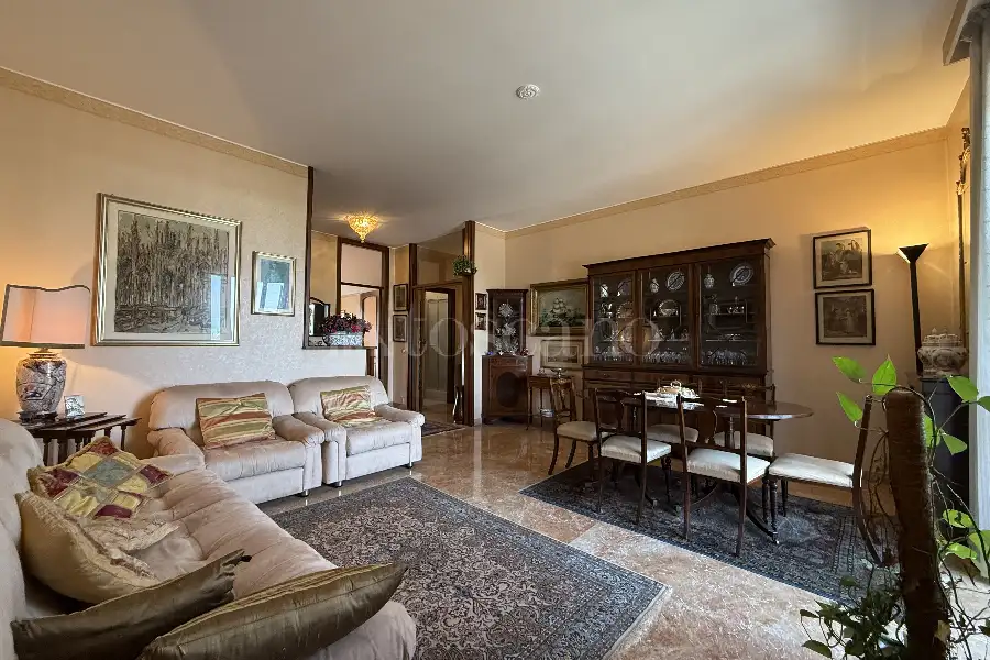 Casa in vendita di 130 mq a €619.000 (rif. 6/2026)