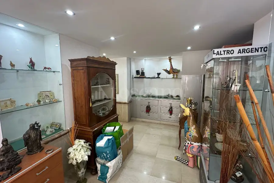 Negozio in vendita di 92 mq a €235.000 (rif. 66/2025)