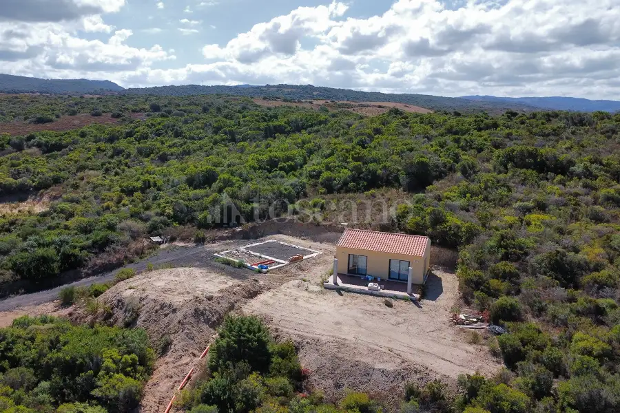 Casale in vendita di 150 mq a €1.750.000 (rif. 7/2026)