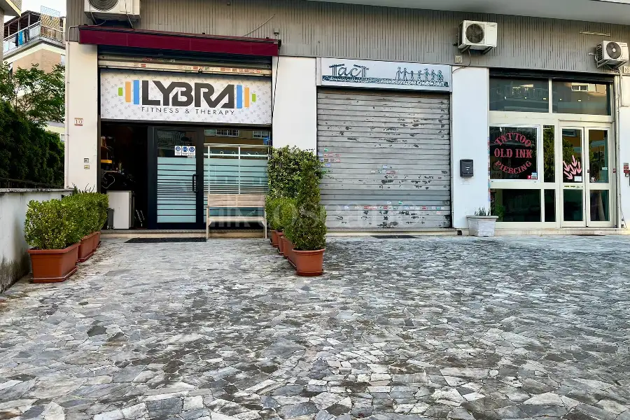 Negozio in vendita di 90 mq a €118.000 (rif. 27/2025)