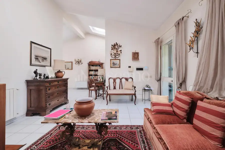 Villa Bifamiliare in vendita di 200 mq a €499.000 (rif. 31/2026)