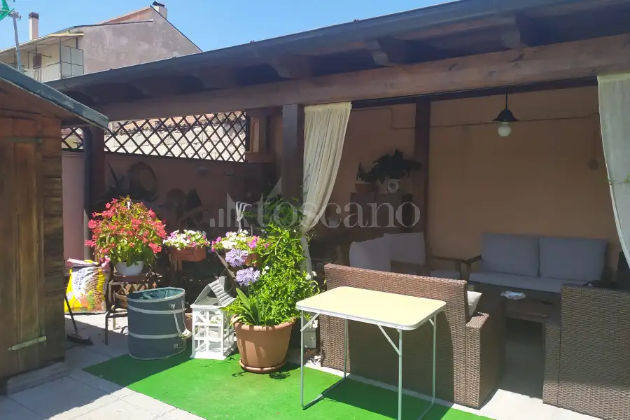 Casa in vendita di 230 mq a €450.000 (rif. 49/2026)
