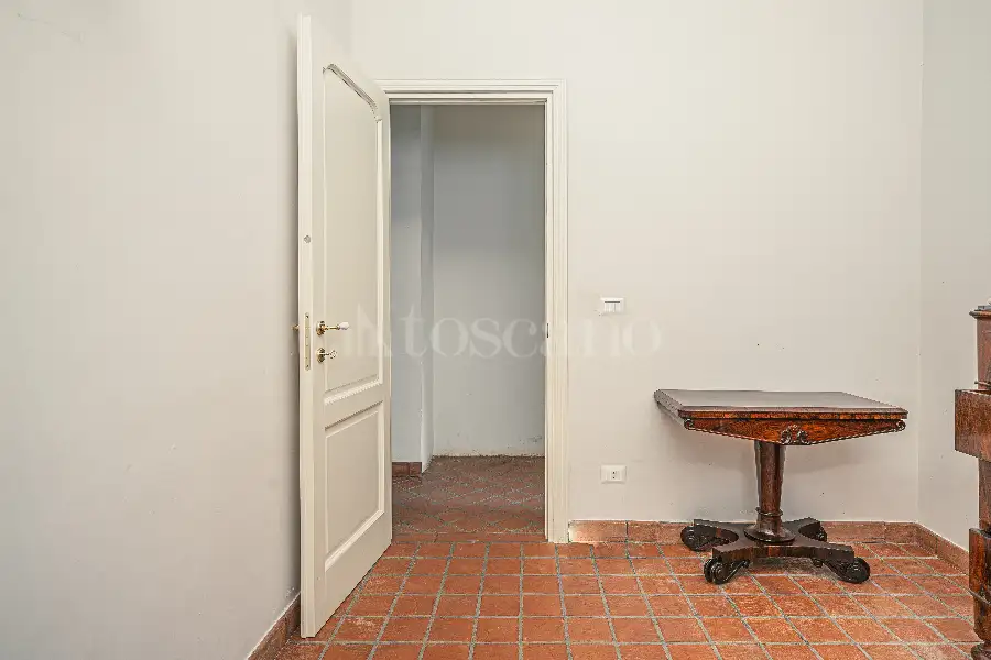 Villa in vendita di 300 mq a €490.000 (rif. 44/2025)