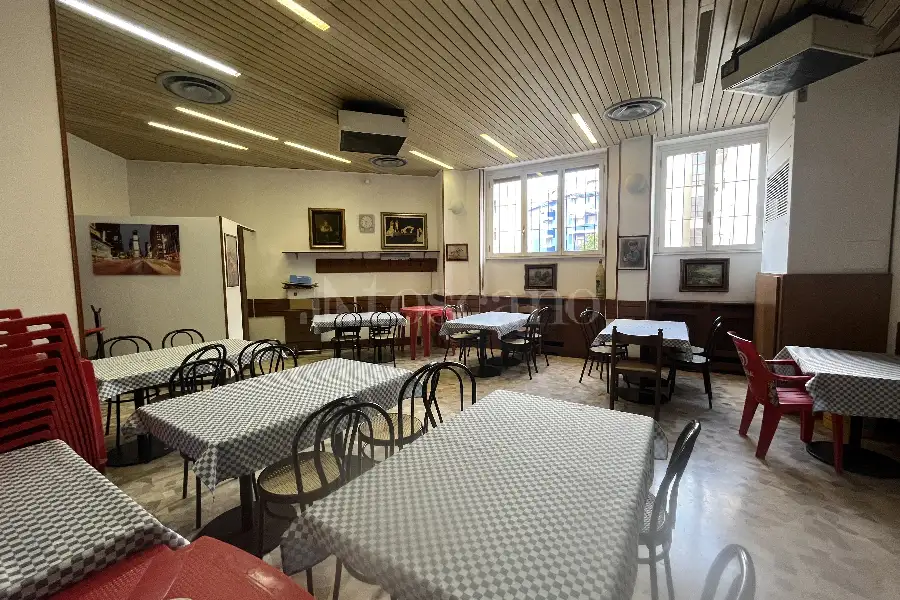 Negozio in vendita di 140 mq a €299.000 (rif. 25/2026)