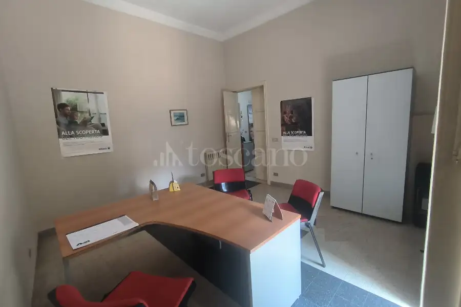 Ufficio in affitto di 25 mq a €200 (rif. 43/2026)