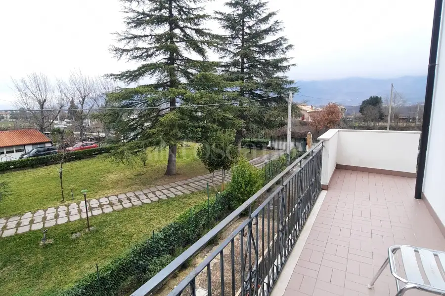 Villa Plurifamiliare in vendita di 800 mq a €795.000 (rif. 6/2025)