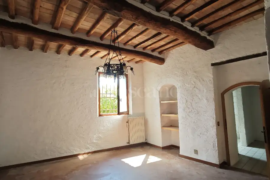 Casa in vendita di 400 mq a €650.000 (rif. 26/2025)