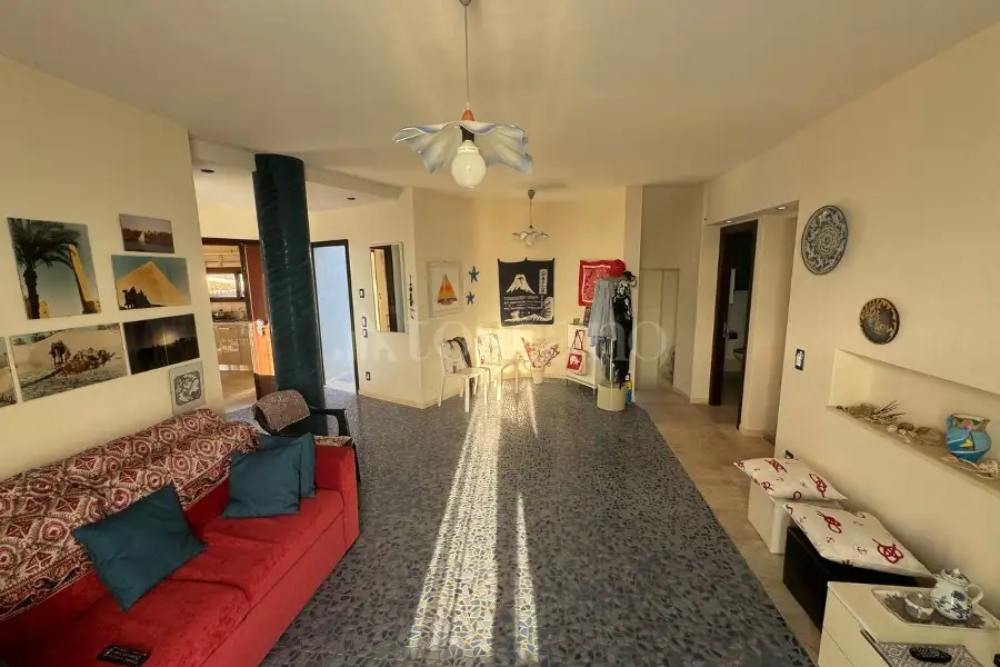 Villa in vendita di 215 mq a €650.000 (rif. 76/2024)