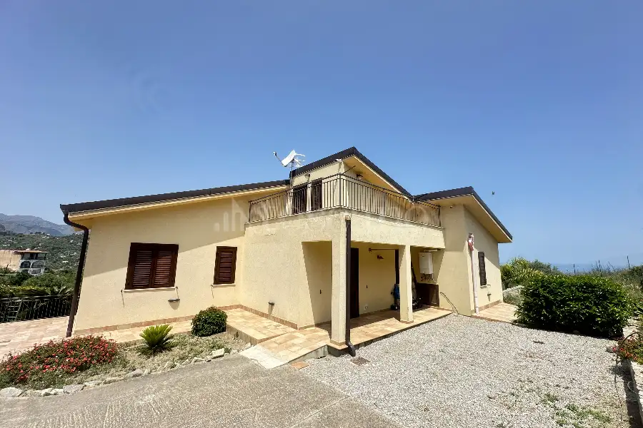 Villa in vendita di 250 mq a €470.000 (rif. 67/2025)