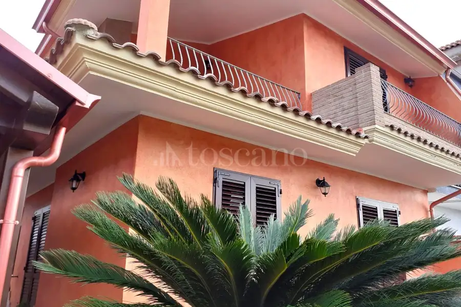 Casa Indipendente in vendita di 167 mq a €285.000 (rif. 11/2025)