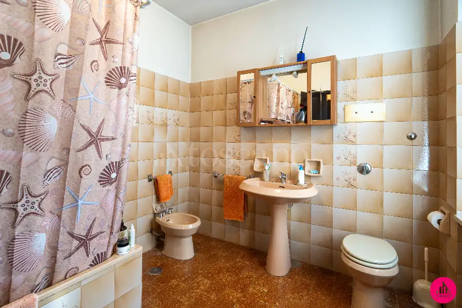 Casa Indipendente in vendita di 310 mq a €190.000 (rif. 66/2026)
