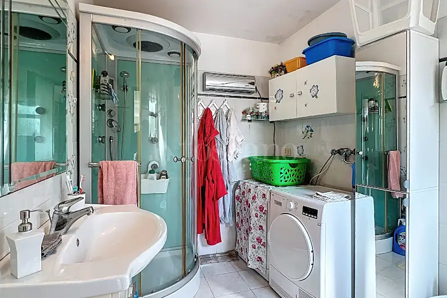 Casa Indipendente in vendita di 300 mq a €280.000 (rif. 85/2025)