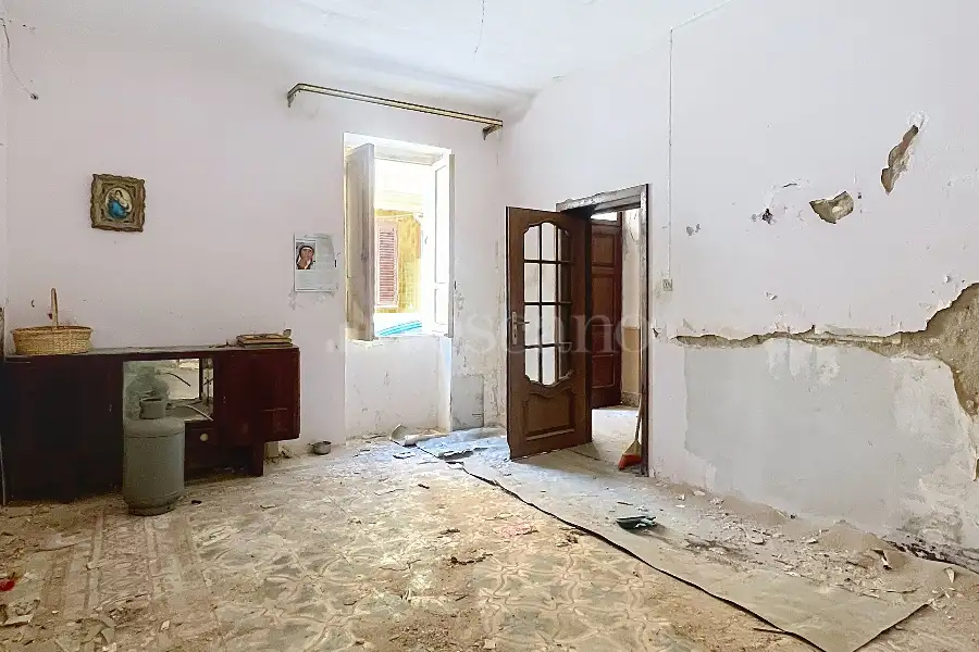 Casa Indipendente in vendita di 80 mq a €36.000 (rif. 121/2025)