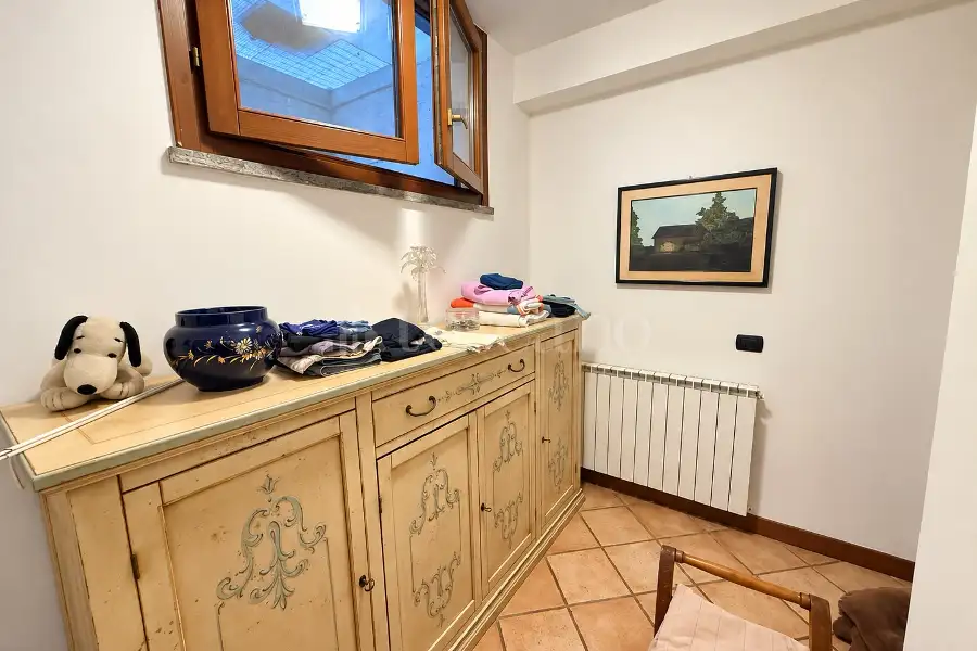 Villa Plurifamiliare in vendita di 220 mq a €545.000 (rif. 12/2026)