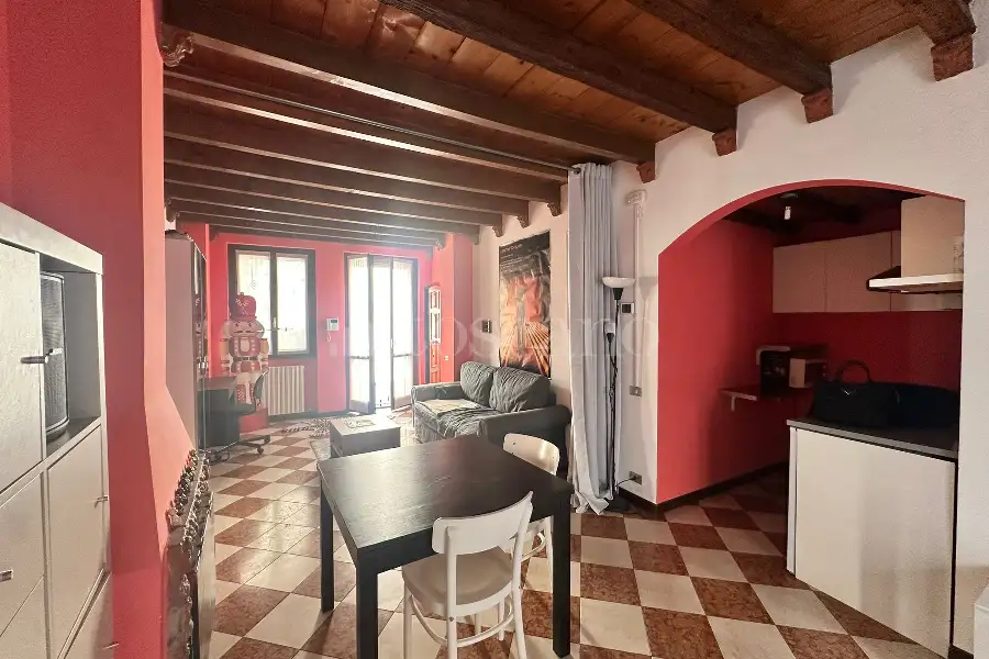 Casa in affitto di 50 mq a €850 (rif. 19/2026)