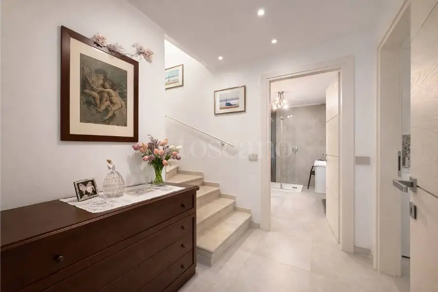 Villa in vendita di 240 mq a €595.000 (rif. 7/2026)
