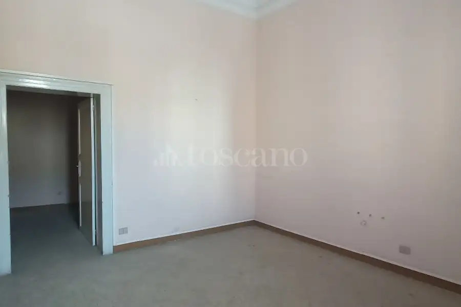 Casa in affitto di 267 mq a €1.350 (rif. 22/2026)