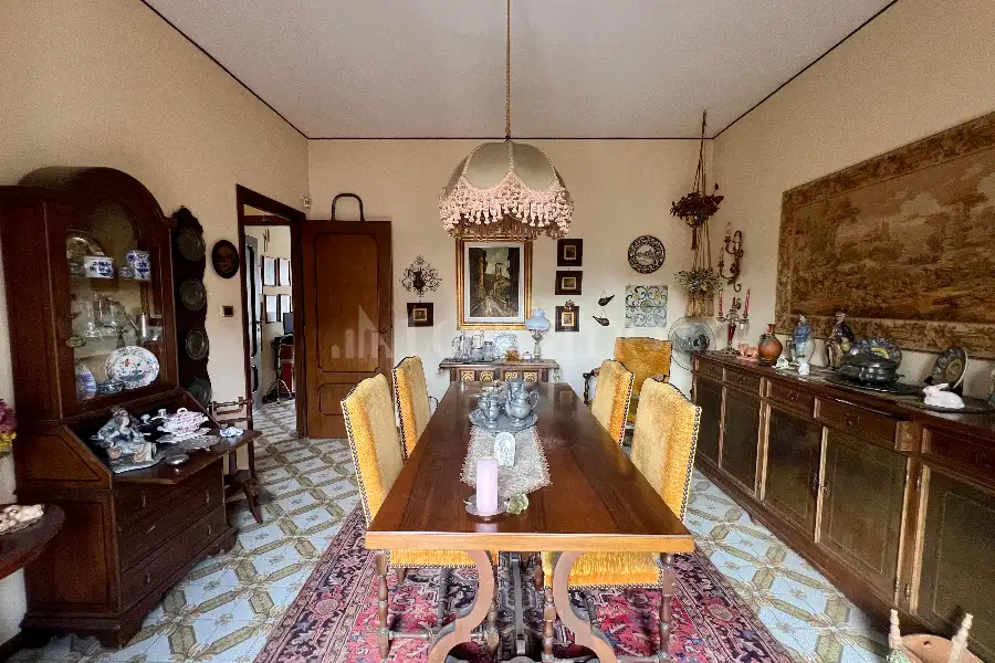 Casa in vendita di 250 mq a €229.000 (rif. 152/2025)