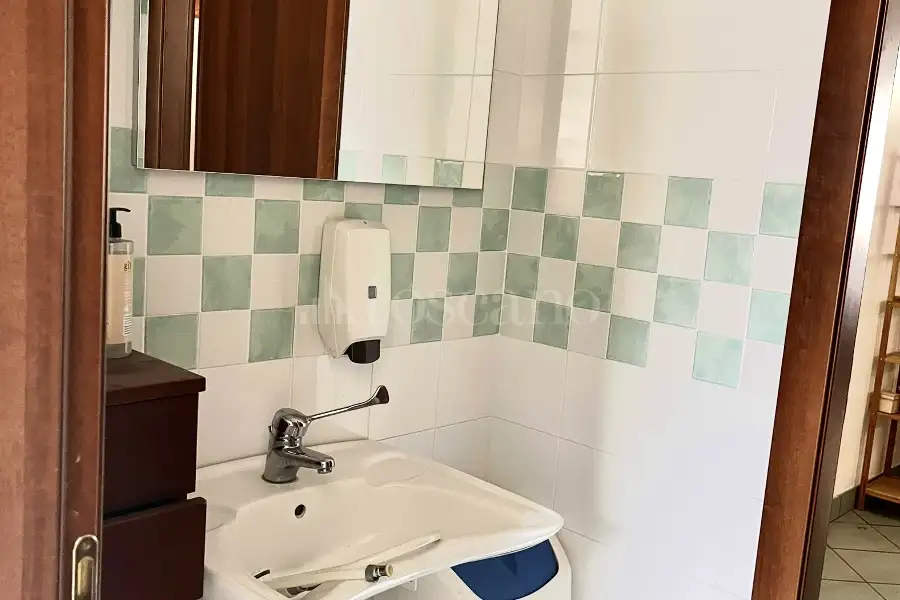 Negozio in vendita di 75 mq a €78.000 (rif. 16/2025)