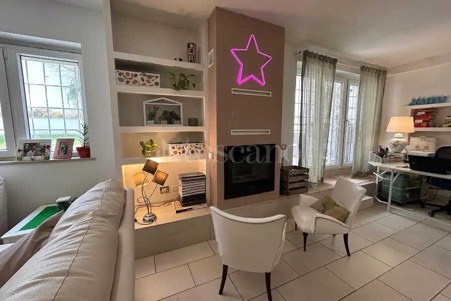 Villa Plurifamiliare in vendita di 220 mq a €459.000 (rif. 44/2026)