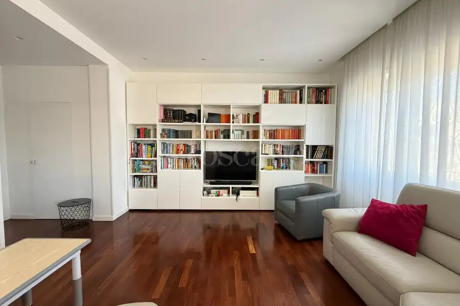 Attico in vendita di 130 mq a €545.000 (rif. 12/2026)