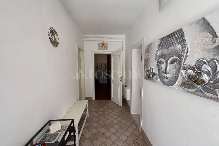 Villa in vendita di 345 mq a €820.000 (rif. 40/2026)